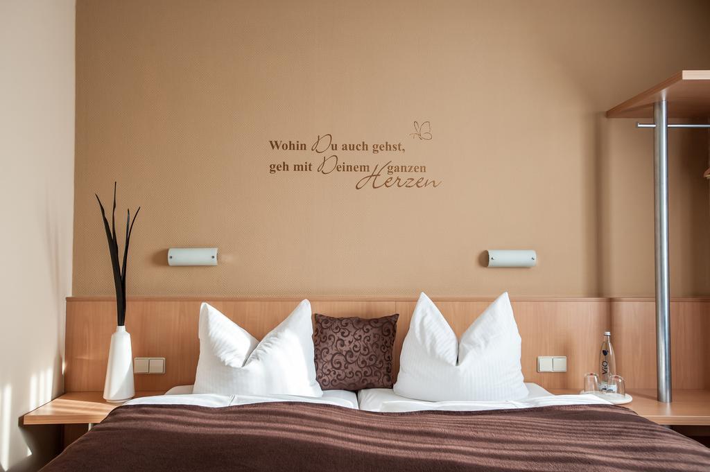 Sensconvent Hotel Michendorf Міхендорф Номер фото