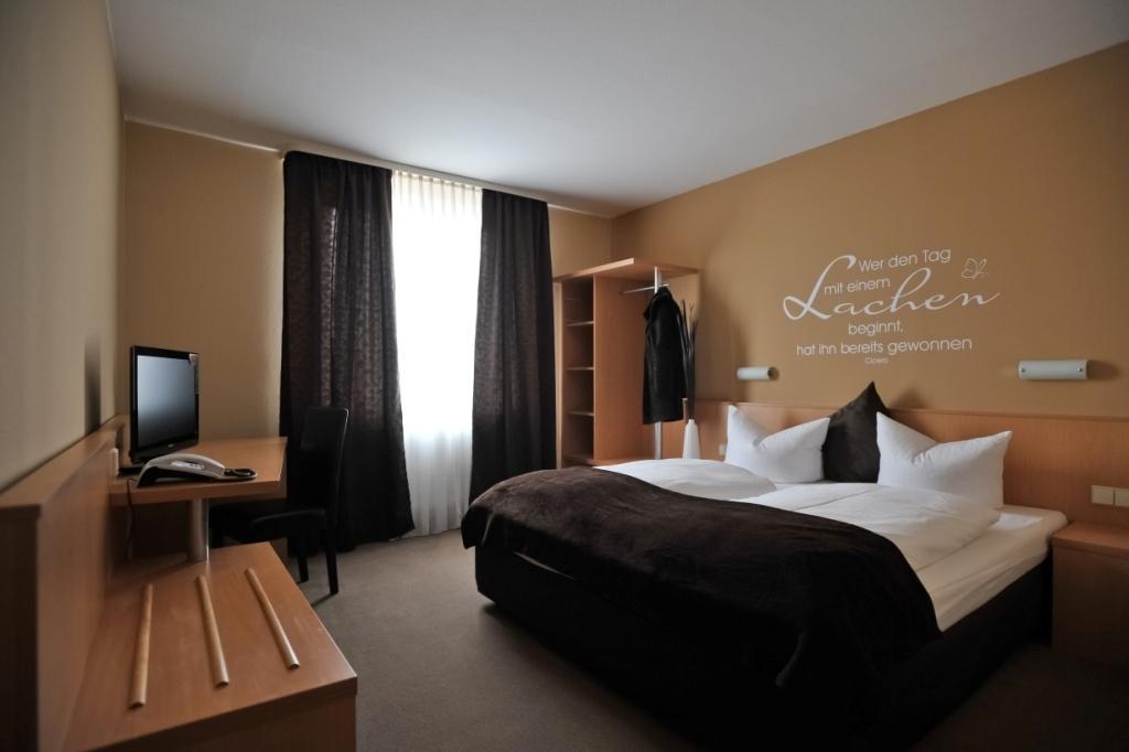 Sensconvent Hotel Michendorf Міхендорф Номер фото